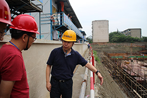 谭新亚、殷时奎带队暗访检查部分市州安全生产工作